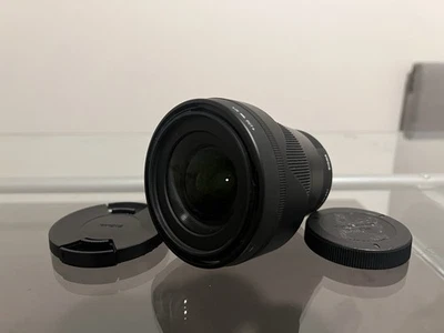 Lente contemporánea DC DN Sigma AF 16 mm f/1,4 para Canon M Foto 1 de 4