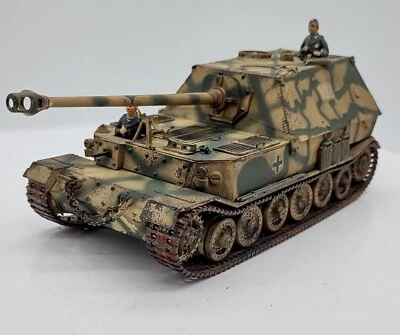 Kit Modelo Plástico Pintado Construido Escala 1:48 Segunda Guerra Mundial Tanque Elefante Alemán Bandai Foto 1 de 4