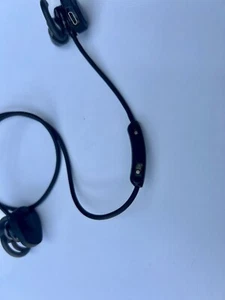 FAULTY BOSE SoundSport Bluetooth Wireless Earphones – For Parts/Repair - Picture 1 of 4
