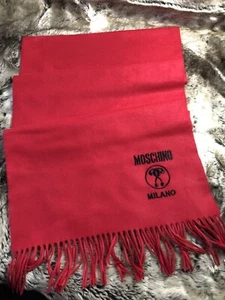 NWT Moschino Milano 100% Fine Wool Scarf In Red Made In Italy - Picture 1 of 8
