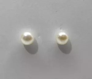 Orecchini a perno con perle Honora, la perla è 7 mm. - Foto 1 di 3
