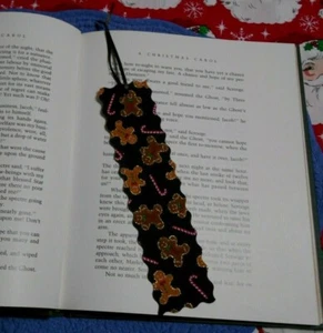 Bookmark CHRISTMAS Fabric Dark Gingerbread Man Candy Cane Handmade Brown Ribbon - Imagen 1 de 2