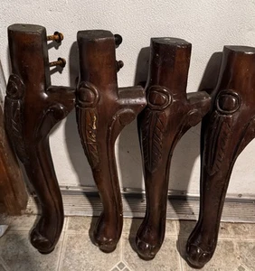Vtg Carved WOOD Legs ARCHITECTURAL SALVAGE 20.25” Tall French Crafter Reclaimed - Picture 1 of 8