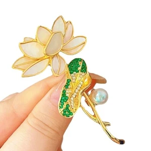 Flower Brooch Elegant Floral Art Fashionable Accessory Unique Clothing Jewelry - Picture 1 of 8