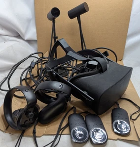 Oculus Rift VR Headset with Sensors and Controllers - Tested Working - Picture 1 of 5
