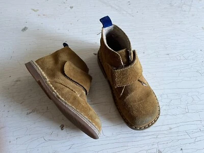 Toddler Boy's MINI BODEN Size 27 (US 10) Tan Suede Boots - Image 1 of 3