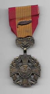 US88 VIETNAM CROSS OF GALLANTRY MEDAL - FULL SIZE - Picture 1 of 2