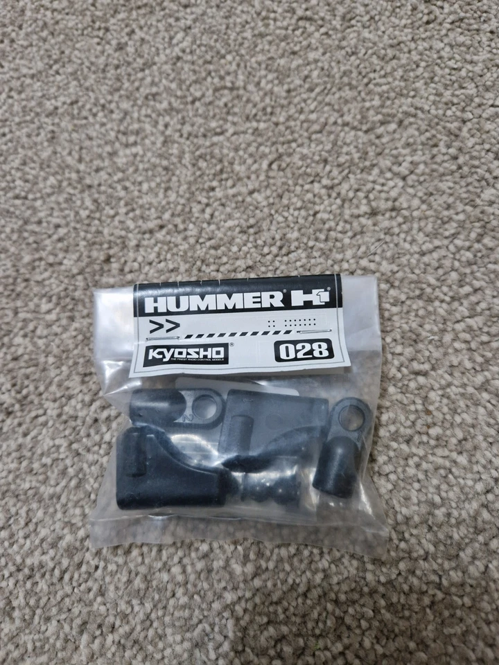 DEAGOSTINI BUILD YOUR OWN HUMMER H1 RC CAR #28 FRONT UPPER SUSPENSION ARMS - Image 1 of 1