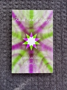 Ritual Book of Magic - Paperback By Clifford Bias - GOOD - Foto 1 di 3