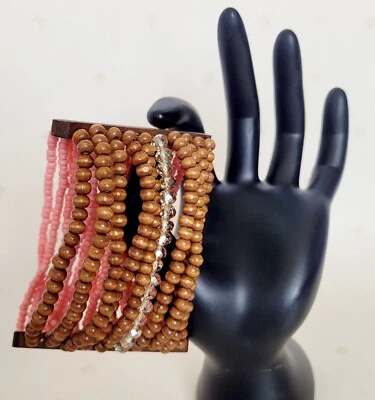 Pulsera de cuentas elásticas facetadas acrílicas de madera marrón/coral Foto 1 de 4