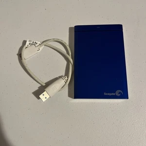 Seagate Backup Plus Unità Portatile 1TB SRD0SP0, Pulita, Formattata e Testata - Foto 1 di 5