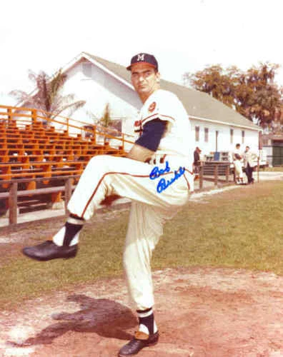 鲍勃·布尔 1957 年密尔沃基勇士队签名 8 x 10 照片真品证明 #1 — 第 1/1 张图片