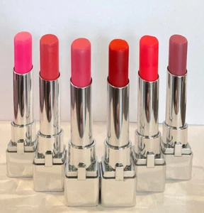 COMPRA 1, OBTÉN 1 CON 20% DE DESCUENTO (añade 2) L'Oréal Paris Color Rico Bálsamo Pop *Manchado* - Imagen 1 de 8