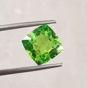 9.54 Ct Flawless Lab Grown Green Peridot Cushion Cut AAA Quality Loose Gemstone - Picture 1 of 8