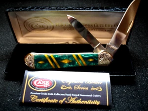 CASE XX USA COPPERHEAD SCROLLED DIAMOND ENGRAVED GREEN &GOLD PREMIER 1/500 KNIFE - Picture 1 of 6