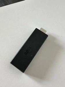 Amazon Fire TV Stick Dongle 1a generazione W87CUN TESTATO FUNZIONANTE - Foto 1 di 4