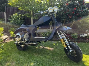 Vespa Px125 /225 , Custom Cutdown - Picture 1 of 11