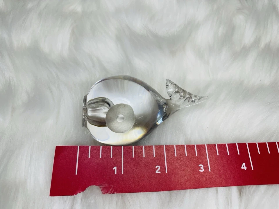 Винтажная скульптура маленькой рыбки из хрусталя и стекла европейского производства - Изображение 1 из 4