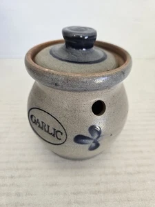Rowe Pottery Works 1992 Salt Glaze Stoneware Garlic Jar & Lid FREE SHIPPING - Picture 1 of 8