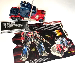 TRANSFORMERS 2009 LA VENDETTA DEI CADUTI OPTIMUS CLASSE PRIME VOYAGER CON MANUALE - Foto 1 di 7