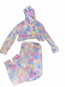 Shein Girls 10Y Two Piece Set Comfy Cropped Sweatshirt & Sweatpants Rainbow Flwr - Picture 1 of 5
