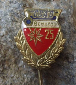 1974 City of Benesov CSAD Bus Coach Transport Firm 25th Anniversary Pin Badge - Picture 1 of 3