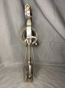 Vintage Trauzeugin Edelstahl Eierschläger Handkurbel Mixer Ekco funktioniert USA - Bild 1 von 5