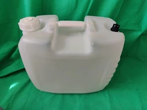 20L Plastic Water Fluid Container With Pouring Spout Tap Carry Handle - Picture 1 of 24
