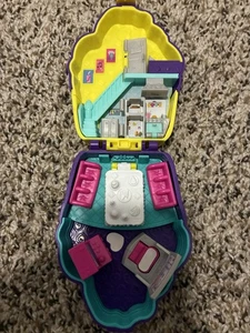 Juego de Cupcakes Polly Pocket Sweet Treat Compact FRY36 Amarillo Púrpura - Imagen 1 de 6