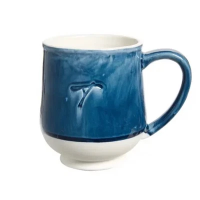 Taza inicial monograma moteado reactivo azul etiqueta T Foto 1 de 4