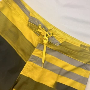 Oakley Men Y2K Yellow Grey Stripes Swim Trunks 34 - Picture 1 of 8