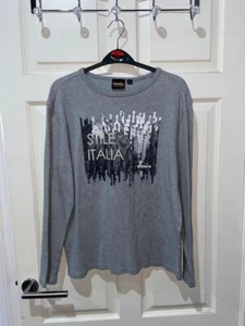 Girls long sleeve Yumi Grey Top , front embellishments, size Medium, see label - Picture 1 of 5