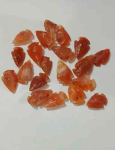 Talla de piedras preciosas punta de flecha de cornalina natural premium para hacer joyas - Imagen 1 de 6