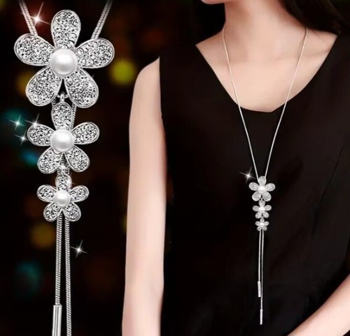 VETEMENTS Ciondolo Creativo Nuovo Prodotto Tre Fiori Versatile Abbigliamento Accessori Donna