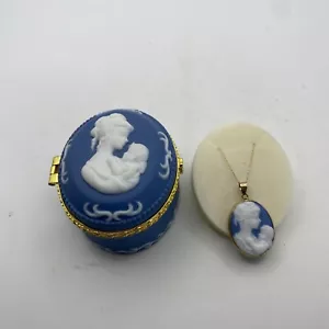 Vintage JCM 10k Yellow Gold Wedgewood Cameo Pendant W/ Wedgewood Trinket Box NOS - Picture 1 of 11