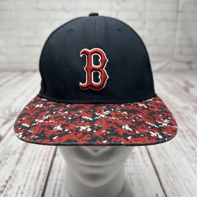 Boston Red Sox Gorra Niños Gorra Snapback 47 Rojo Azul Digital Camuflaje Bill Foto 1 de 4