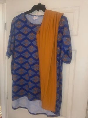 Conjunto LuLaRoe L AZUL Top y Leggings TC Diseño Azteca ¡Súper Lindo! Foto 1 de 4