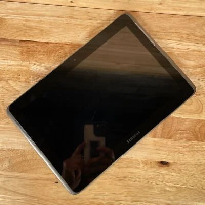 Tablet Samsung Galaxy Tab 2 GT-P5113 Gris Wi-Fi Pantalla 10.1" 3MP 16GB Android Foto 1 de 4