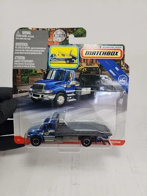 Matchbox Working Rigs International Durastar 4400 Flatbed Transporter in Blue - Image 1 of 4