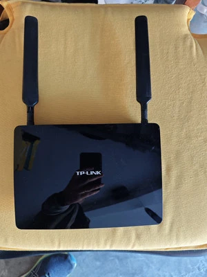 TP-LINK Archer MR200 4G Router Inalámbrico  - Negro - Immagine 1 di 2