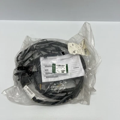 LAND ROVER RANGE ROVER VELAR L560 Tow Hitch Wiring LR121096 NEW GENUINE - Image 1 of 4
