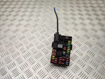 Chevrolet Aveo 2011 Fuse module SAU97934 - Image 1 of 4