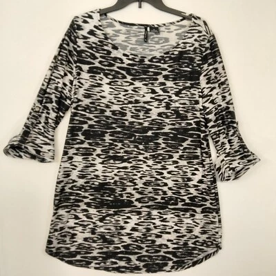 New Directions Mujer 1X Grande Estampado Leopardo Negro Blanco Gris Mangas 3/4 Puños Foto 1 de 4