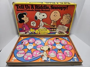 Vintage Tell Us A Riddle Snoopy Board Game Colorforms 100% Complete 1965 - Picture 1 of 7