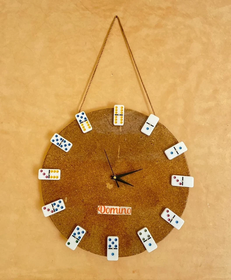 Clock Traditionnel With Dominos - Image 1 of 1