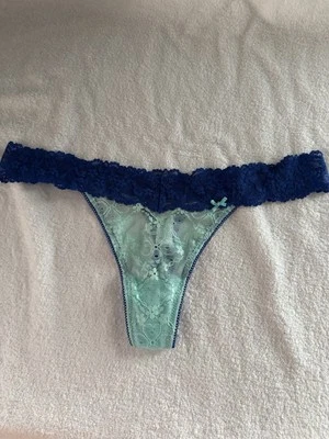 Bragas de bikini de encaje azul Flirtitude Teen talla L nuevas sin etiquetas Foto 1 de 4