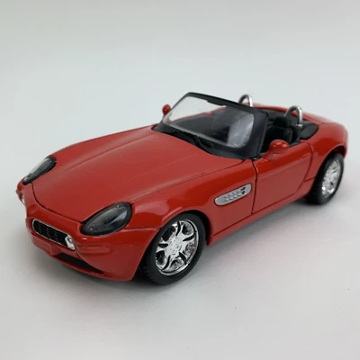 MAISTO 1/24 BMW Z8 Rojo Línea de Montaje Diecast Metal Modelo Coche 39996 Foto 1 de 4