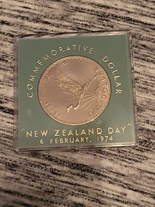 NEW ZEALAND February 6 1974 Commemorative One Dollar Coin with Case - Picture 1 of 2