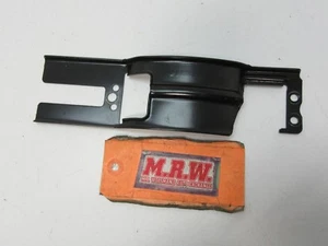 DRIVER FRONT DOOR PANEL OUTER DOOR HANDLE BRACKET BRACE FRAME MOUNT L LF LH - Picture 1 of 4