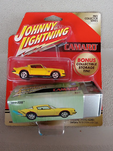 JOHNNY LIGHTNING 1:64 Pro Collector Series 1977 CAMARO Z28 w Collectible Tin